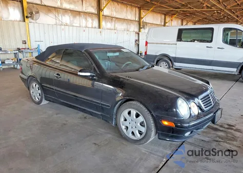 2002 Mercedes-Benz Clk 320 из США, поврежденный, VIN WDBLK65G72T093471